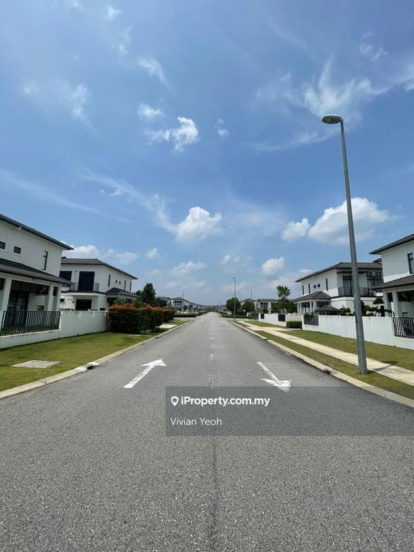 Rumah Teres 2-Tingkat untuk Dijual di Eco Grandeur, Puncak Alam oleh Vivian Yeoh - iProperty.com.my