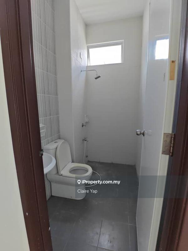 Rumah Berangkai 2 Tingkat untuk Dijual di Taman Daiman Jaya, Kota Tinggi oleh Claire Yap - iProperty.com.my