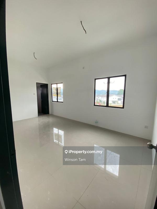 Rumah Berkembar untuk Dijual di Scientex Rawang, Rawang oleh Winson Tam - iProperty.com.my