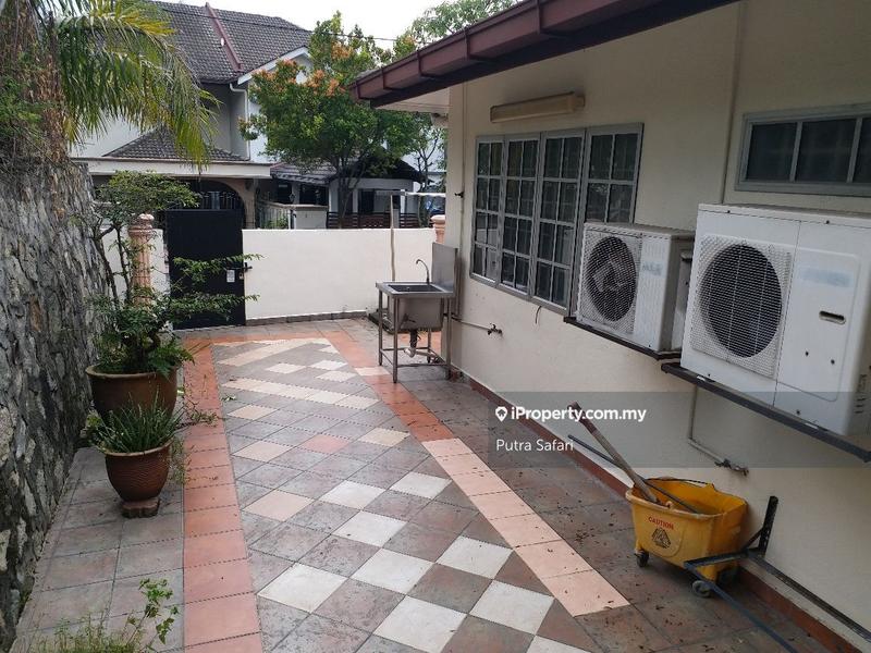 Rumah Berkembar untuk Dijual di Seksyen 9, Shah Alam oleh Putra Safari - iProperty.com.my