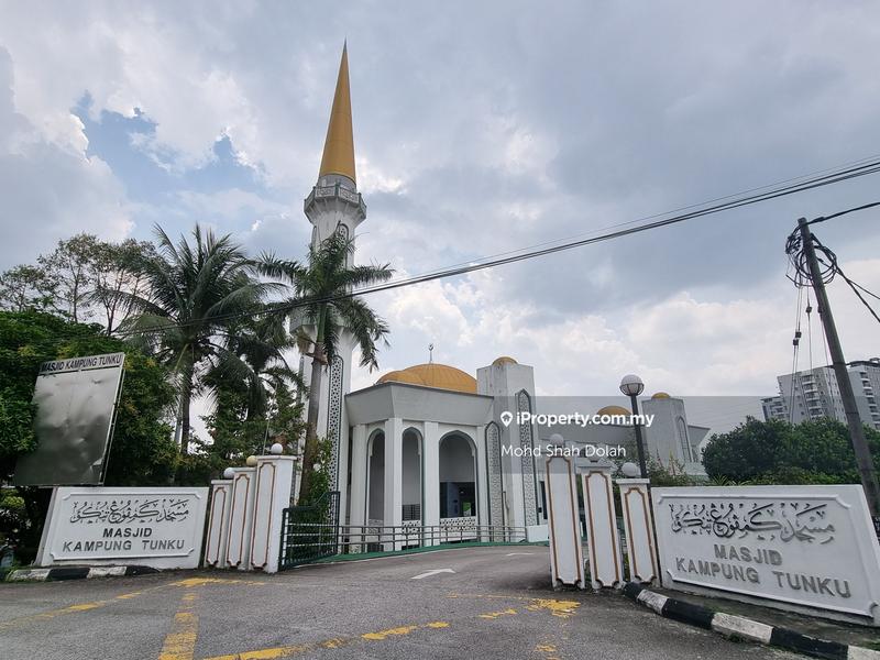 Bungalow House for Sale in Kampung Tunku, Petaling Jaya by Mohd Shah Dolah - iProperty.com.my