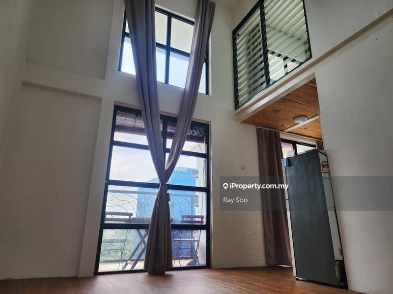 For Sale - Colonial @ Empire City