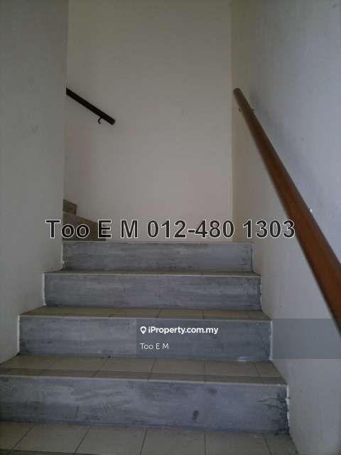 Rumah Bandar untuk Dijual di Taman Amansiara, Rawang oleh Too E M - iProperty.com.my