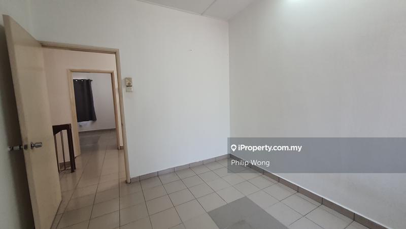 Rumah Berangkai 2 Tingkat untuk Dijual di Taman Serdang Raya, Seri Kembangan oleh Philip Wong - iProperty.com.my