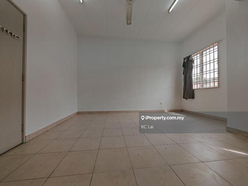 Rumah Teres 2-Tingkat untuk Dijual di Garden City Homes, Seremban 2 oleh KC Lai - iProperty.com.my