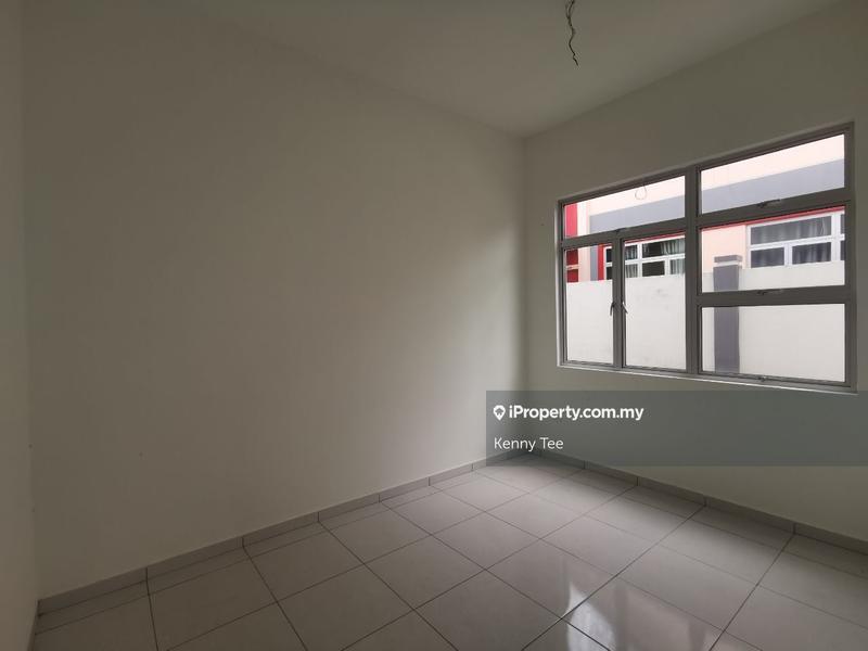 Banglo untuk Dijual di Taman Bukit Senawang, Senawang oleh Kenny Tee - iProperty.com.my