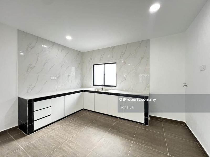 Bungalow House for Sale in Taman Kebun Teh, Johor Bahru by Fiona Lai - iProperty.com.my