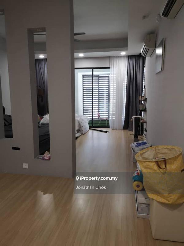 Rumah Berangkai 3 Tingkat untuk Dijual di Taman Puncak Jalil, Seri Kembangan oleh Jonathan Chok - iProperty.com.my