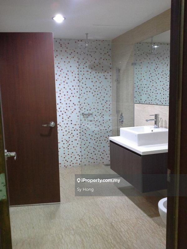 Residensi Servis untuk Dijual di Regalia Residence oleh Sy Hong - iProperty.com.my