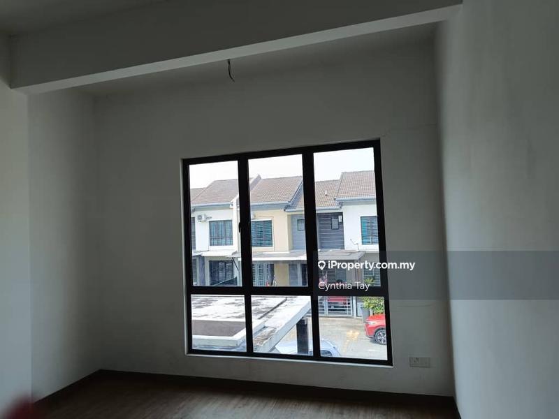 Rumah Berangkai 2 Tingkat untuk Dijual di Bandar Ainsdale, Seremban oleh Cynthia Tay - iProperty.com.my
