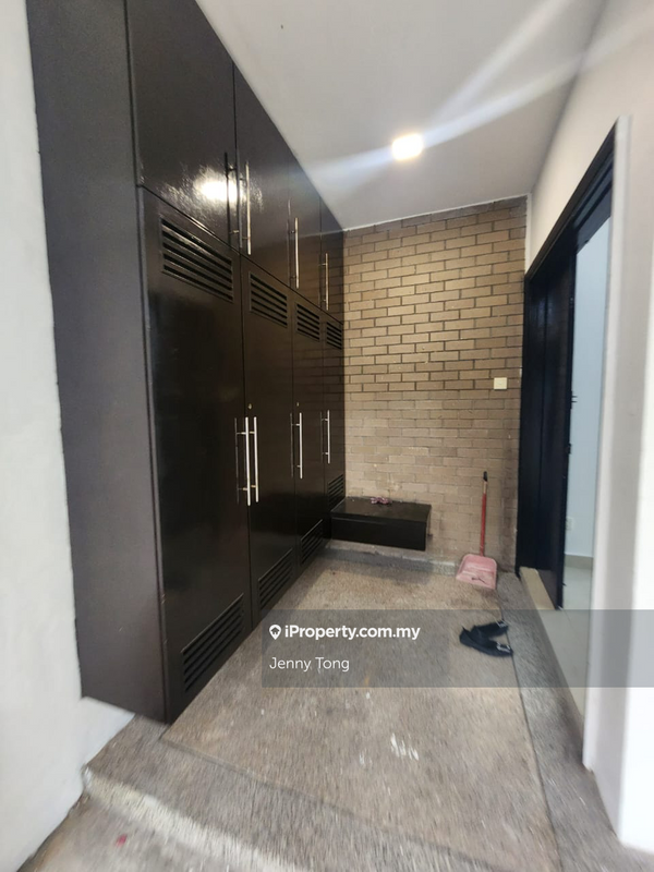 Rumah Teres untuk Dijual di Valencia, Sungai Buloh oleh Jenny Tong - iProperty.com.my