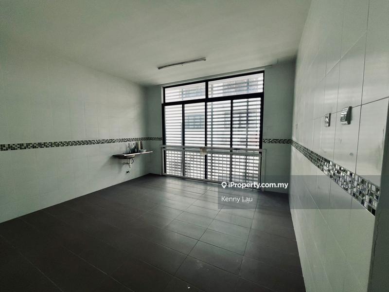 3-storey Terraced House for Sale in Sepang, Selangor by Kenny Lau - iProperty.com.my