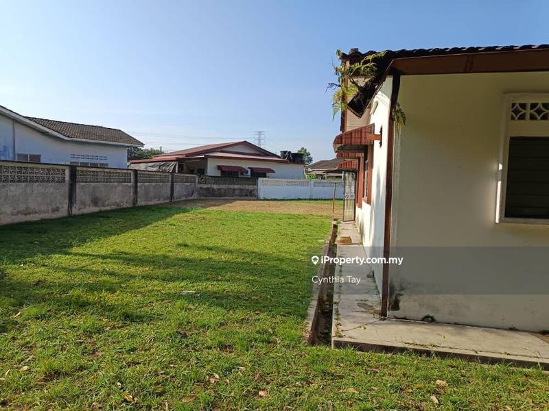 Bungalow House for Sale in Taman Sea, Seremban by Cynthia Tay - iProperty.com.my