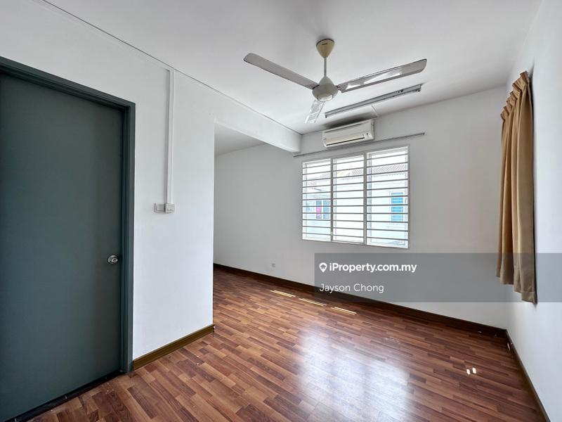 Rumah Teres 2-Tingkat untuk Dijual di Taman Tiara East, Semenyih oleh Jayson Chong - iProperty.com.my