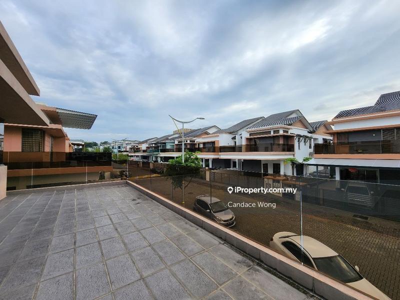 Rumah Berkembar untuk Dijual di Taman Villa Perdana, Kajang oleh Candace Wong - iProperty.com.my