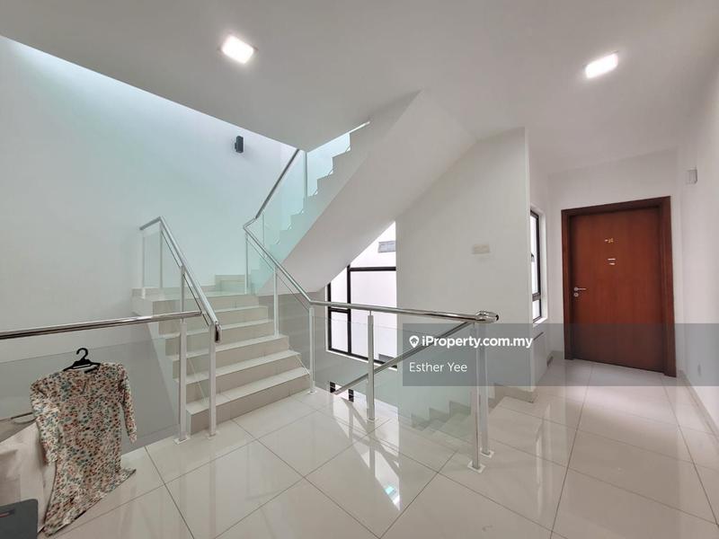 Rumah Teres 3.5-Tingkat untuk Dijual di Duta Suria, Ampang oleh Esther Yee - iProperty.com.my