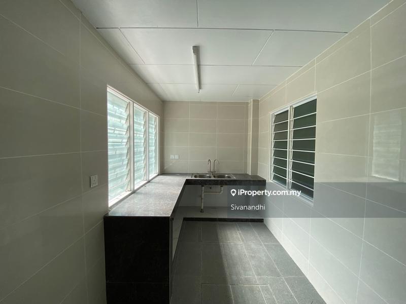 Rumah Teres 2-Tingkat untuk Dijual di Teluk Gadong, Klang oleh Sivanandhi - iProperty.com.my