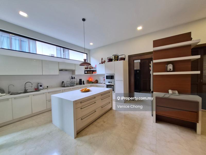 Banglo untuk Dijual di Bukit Gita Bayu, Seri Kembangan oleh Venice Chong - Kitchen - iProperty.com.my