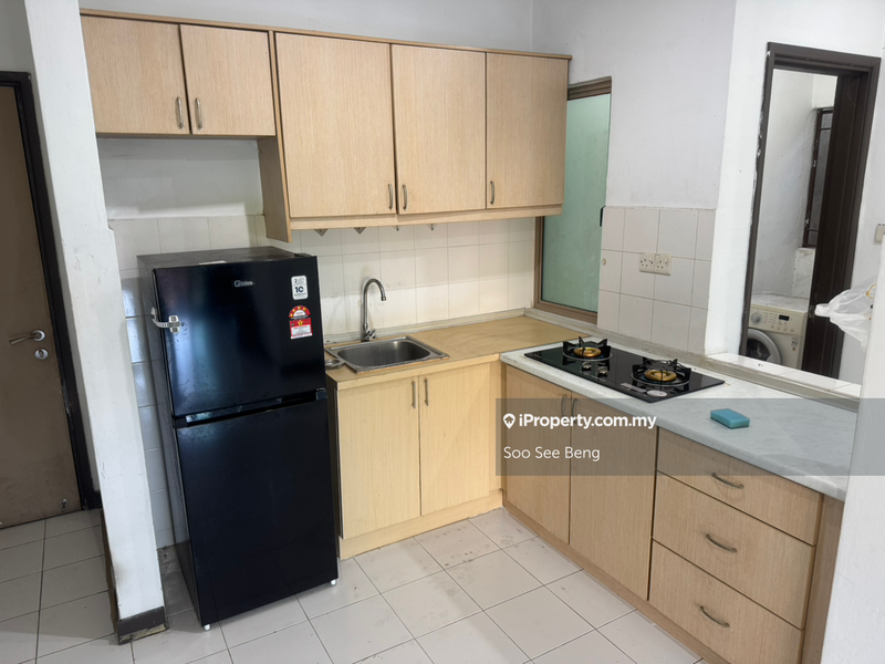 For Rent - Ritze Perdana 1