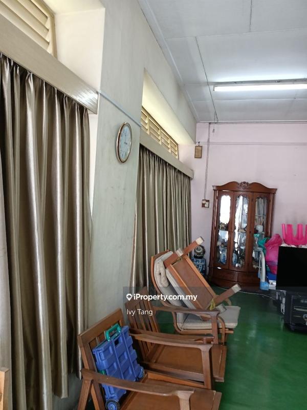 Bungalow House for Sale in Canning garden, Ipoh by Ivy Tang - iProperty.com.my