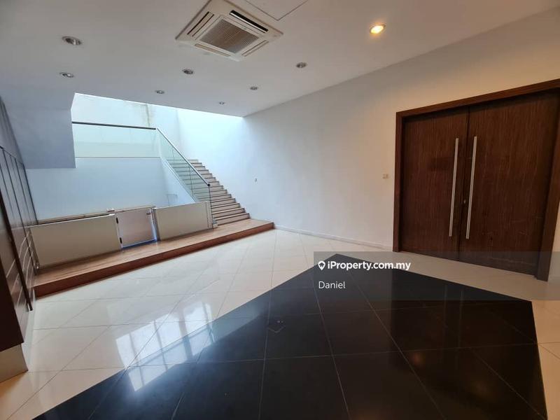 Commercial Bungalow for Rent in Kampung Berembang, Ampang by Daniel - iProperty.com.my