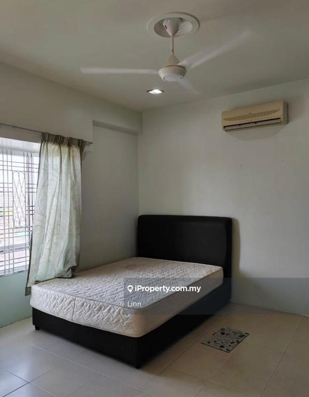 Condominium for Sale in Cassia Resort Condominium by Linn - iProperty.com.my