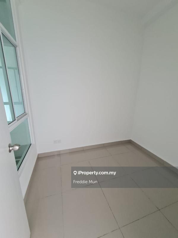 For Rent - Saville D'lake