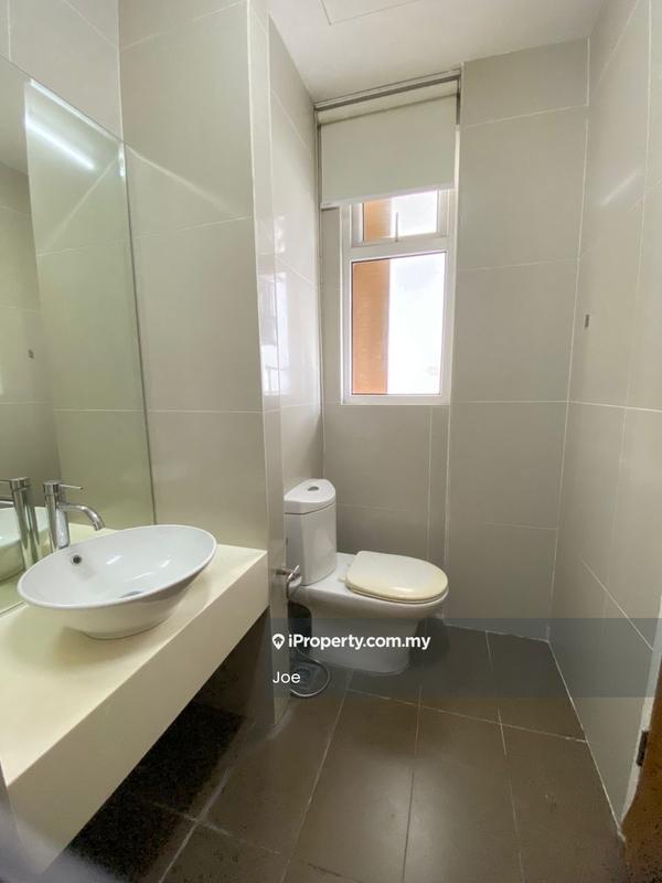 Condominium for Rent in Gaya Bangsar by Joe - Bathroom - iProperty.com.my