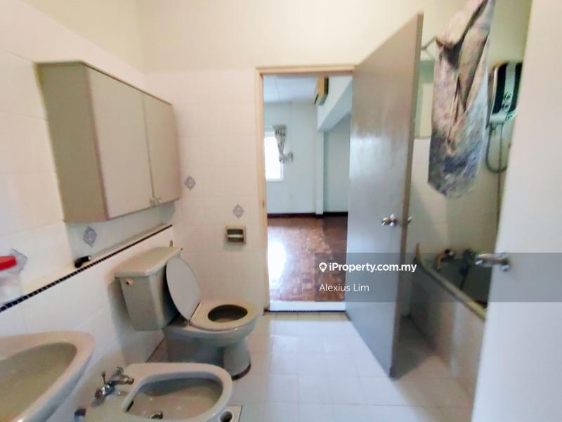 Bungalow House for Sale in Taman Bukit Tiram, Ulu Tiram by Alexius Lim - iProperty.com.my