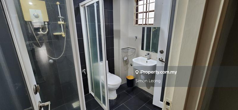Rumah Berangkai 2 Tingkat untuk Dijual di Bukit Jelutong, Shah Alam oleh Simon Leong - iProperty.com.my