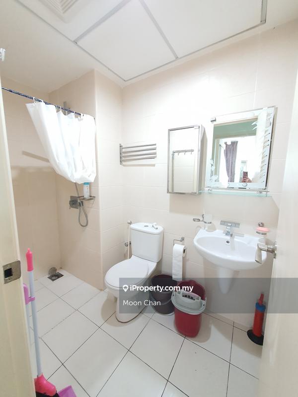 For Sale - Solaris Dutamas