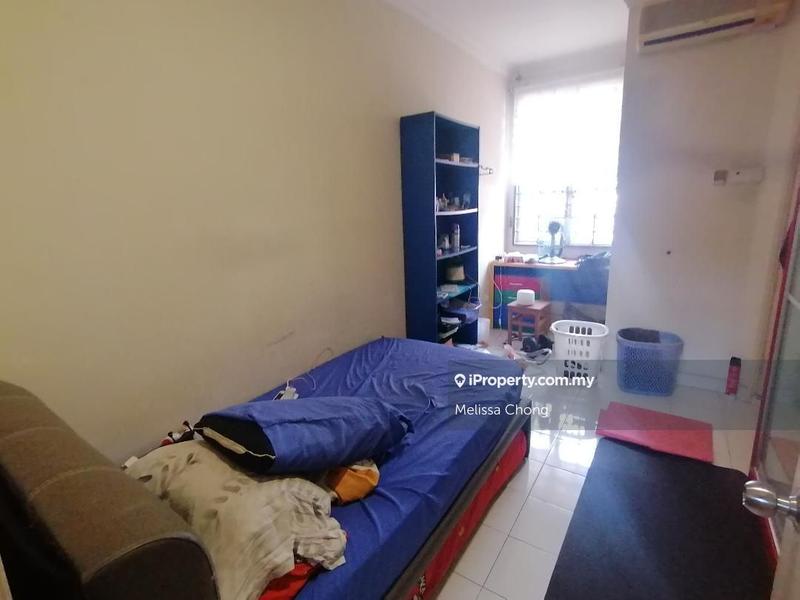 Rumah Teres 2.5-Tingkat untuk Dijual di Taman Bukit Serdang, Seri Kembangan oleh Melissa Chong - iProperty.com.my