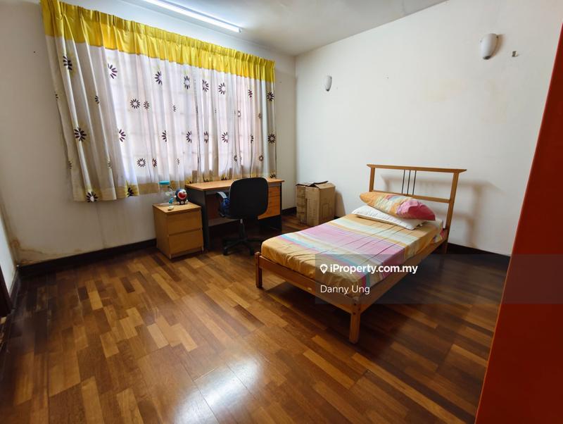 Rumah Berangkai 3 Tingkat untuk Dijual di yzn2g, Batu oleh Danny Ung - iProperty.com.my