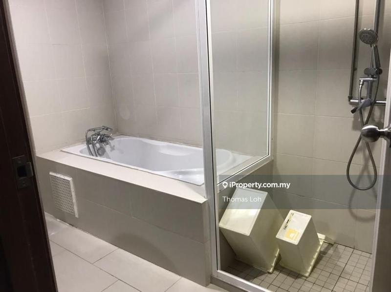 Service Residence for Sale in Saujana Residency by Thomas Loh - iProperty.com.my
