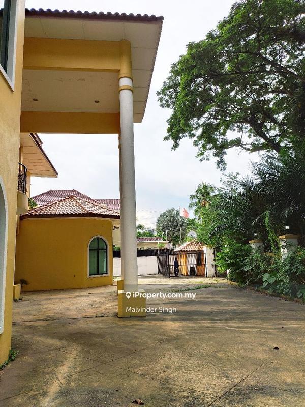 Banglo untuk Dijual di Ampang Hilir, Ampang oleh Mel Walia - iProperty.com.my