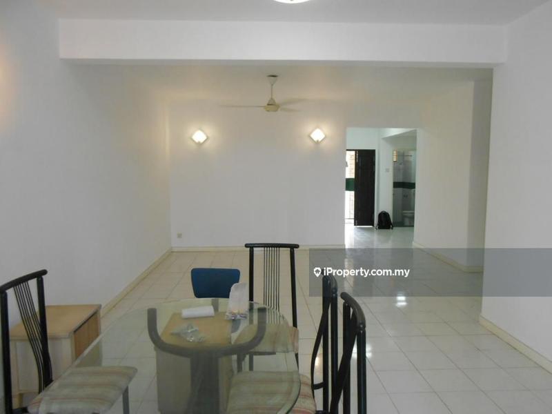 Condominium for Sale in Maxwell Towers by Chen Kah Seng - iProperty.com.my