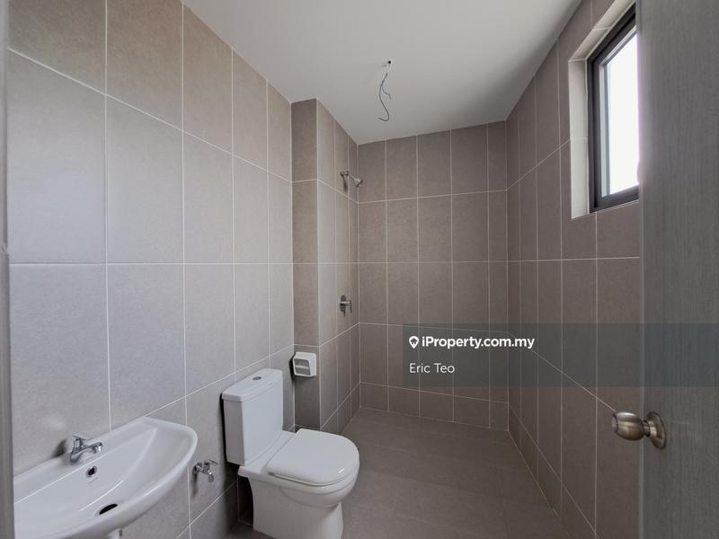 3-storey Terraced House for Sale in Taman Salak Selatan, Salak South by Eric Teo - iProperty.com.my