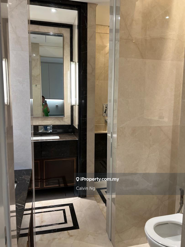 Kediaman Servis untuk Dijual di Pavilion Suites oleh Calvin Ng - iProperty.com.my