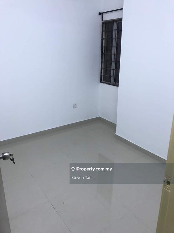 Pangsapuri untuk Dijual di Flora Damansara Apartment oleh Steven Tan - iProperty.com.my