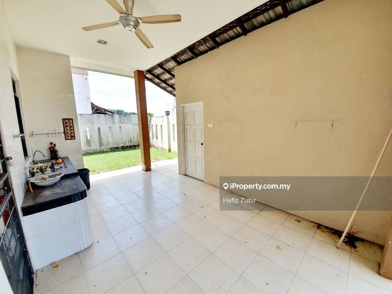 Banglo untuk Dijual di Bandar Seri Putra, Bangi oleh Hafiz Zubir - iProperty.com.my