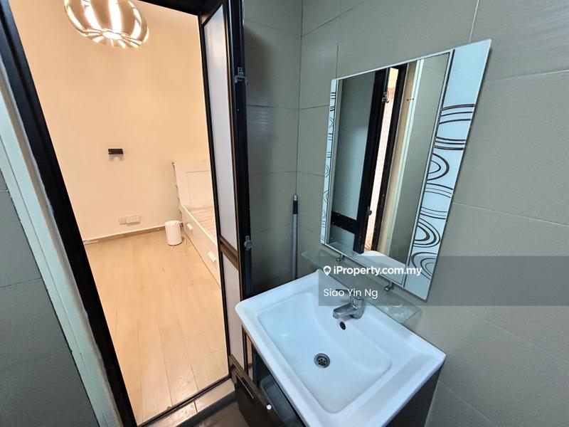 Kondominium untuk Disewa di Taman Desa Pesona oleh Wendy Ng - Bathroom - iProperty.com.my