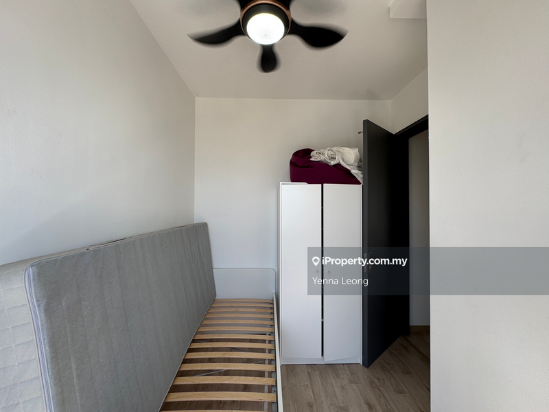 Residensi Servis untuk Disewa di Emporis oleh Yenna Leong - iProperty.com.my