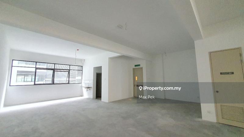 Shop / Office for Sale in Seri Kembangan, Selangor by Max Pek - iProperty.com.my