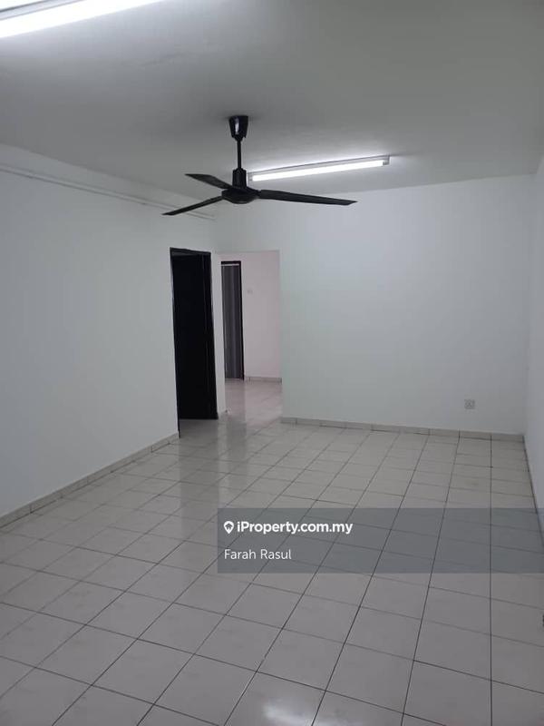 For Sale - Taman Petaling Utama Flat