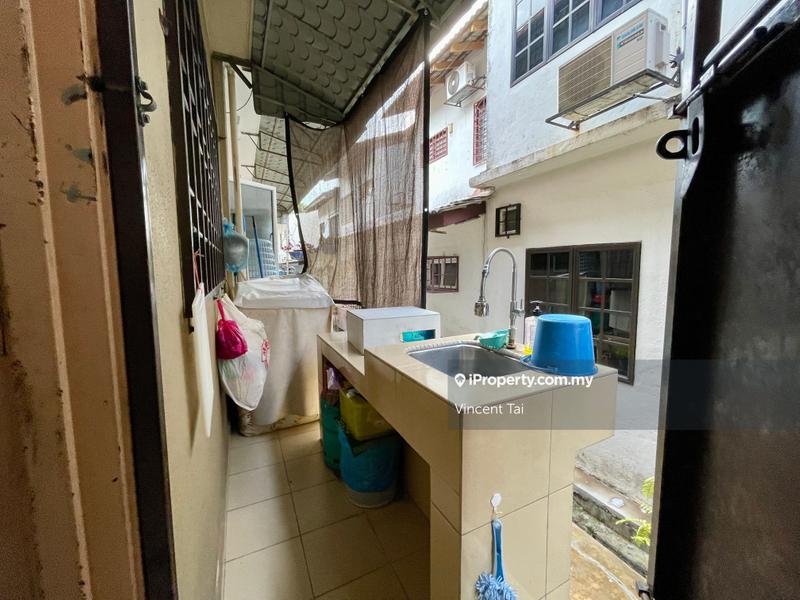 2-storey Terraced House for Sale in Taman Muda, Ampang by Vincent Tai - Lembah Maju 2-sty terrace - backyard - iProperty.com.my