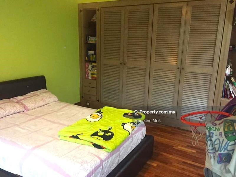 Kondominium untuk Dijual di Villa Bukit Tunku oleh Madeline Mok - 2nd Bedroom Closet - iProperty.com.my