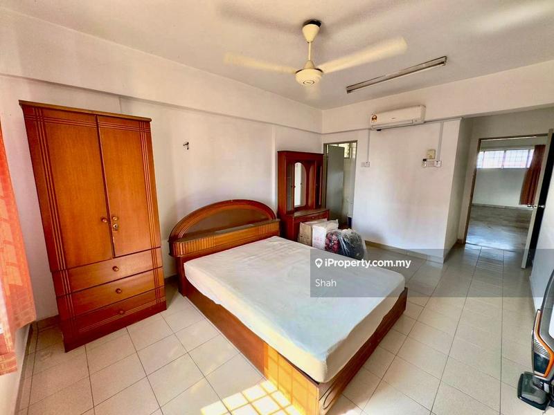 Condominium for Sale in Seri Mas Condominium by Shah - iProperty.com.my