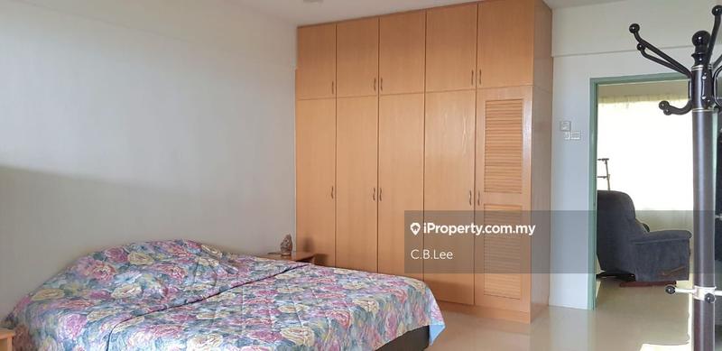Apartment for Sale in Anjung Hijau (Greenfields) by C.B.Lee - iProperty.com.my