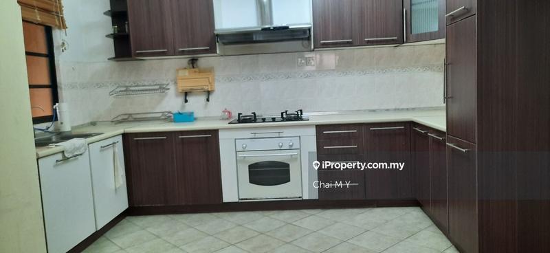 Rumah Berkembar untuk Dijual di Bandar Kinrara Seksyen 6, Bandar Kinrara oleh Chai M Y - iProperty.com.my