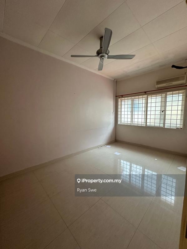 Rumah Berangkai 2.5 Tingkat untuk Dijual di Bandar Sri Damansara, Selangor oleh Ryan Swe - iProperty.com.my